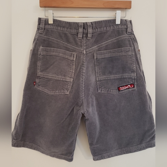 Quiksilver Other - Vintage Quicksilver Corduroy Shorts Size 32